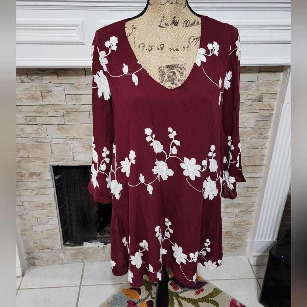The impeccable pig merlot long sleeve embroidered floral boho dress size small